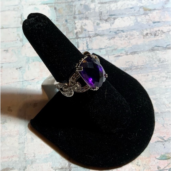 NIB 925 Faceted Amethyst Ring w/ White Simulated Diamonds Sz 6.75 - Picture 7 of 12